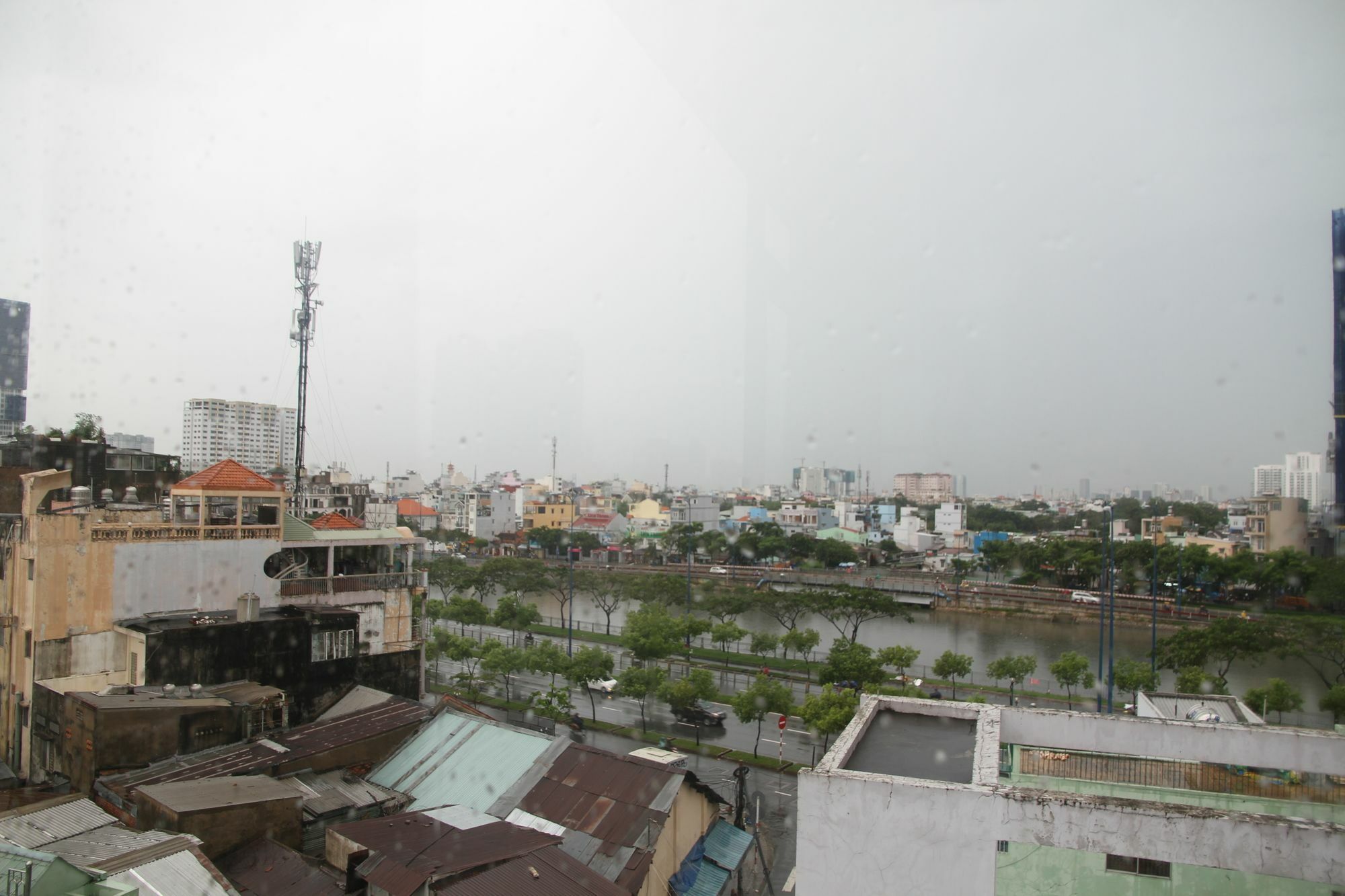 Saigon Inncrowd 2 ホーチミン市 エクステリア 写真